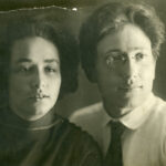 Мать - Эсфирь Борисовна (1901-1978) и отец – Павел Васильевич (1902-1928)